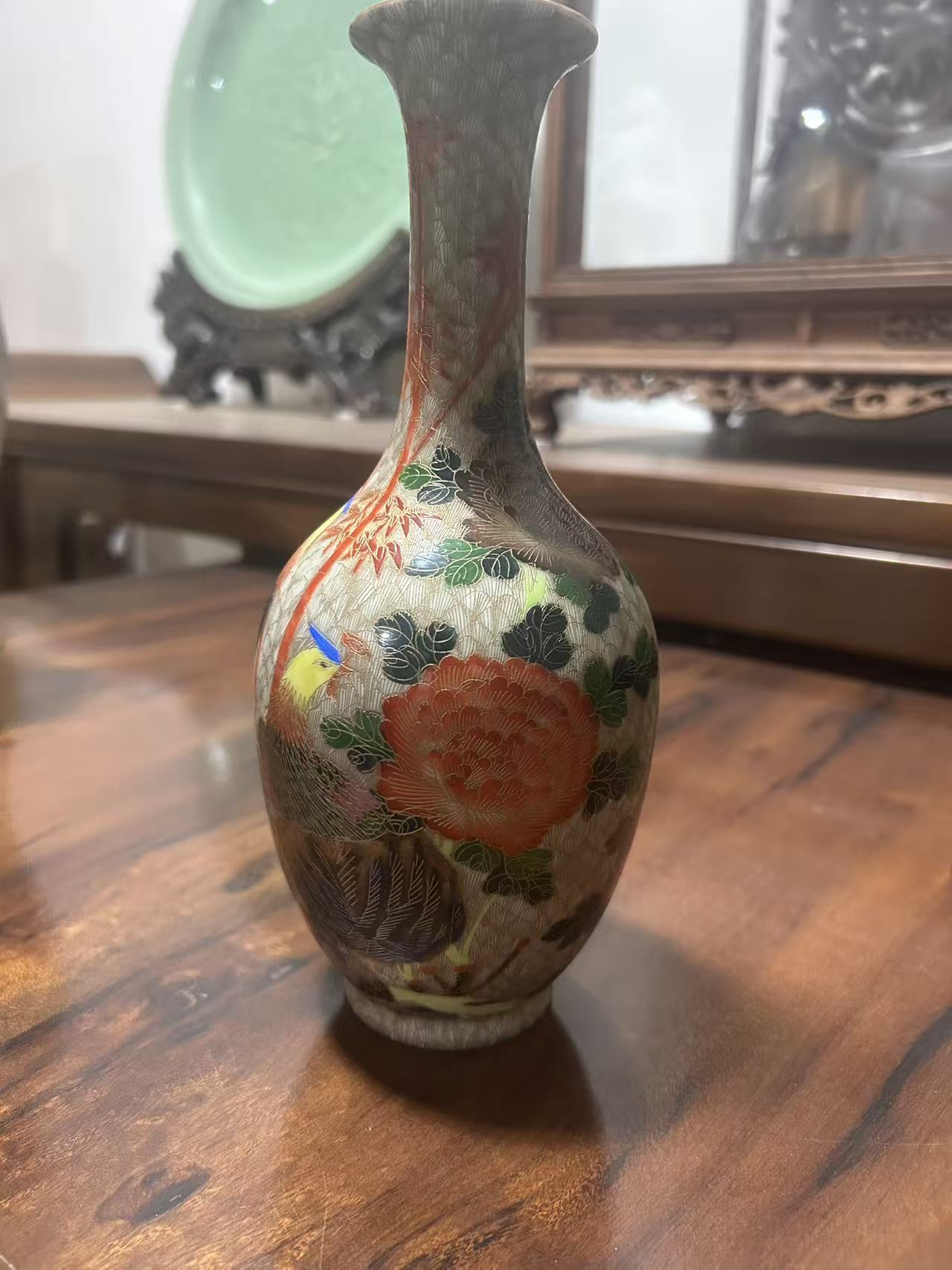 乾隆珐琅彩焰丝凤凰戏牡丹纹瓶 3